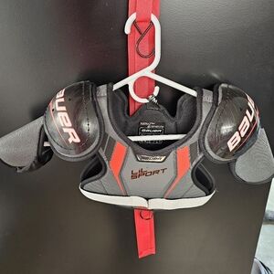 Bauer youth lil sport hockey shoulder pads